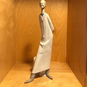 Lladro the doctor 13.5” tall